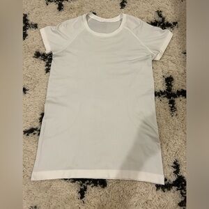 Lululemon White Swiftly Tech 2.0 Waist Length